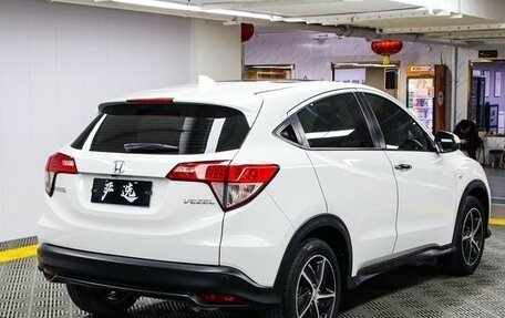 Honda Vezel, 2022 год, 1 430 300 рублей, 4 фотография