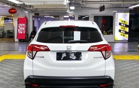 Honda Vezel, 2022 год, 1 430 300 рублей, 6 фотография