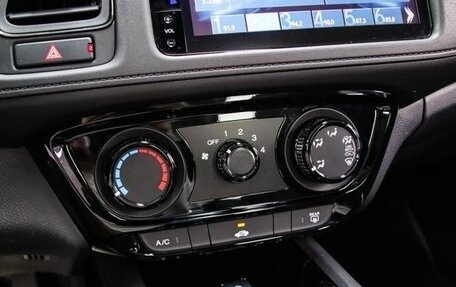 Honda Vezel, 2022 год, 1 430 300 рублей, 14 фотография