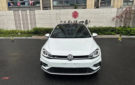 Volkswagen Golf VII, 2018 год, 1 250 035 рублей, 3 фотография