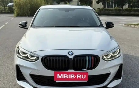 BMW 1 серия, 2022 год, 1 417 000 рублей, 2 фотография