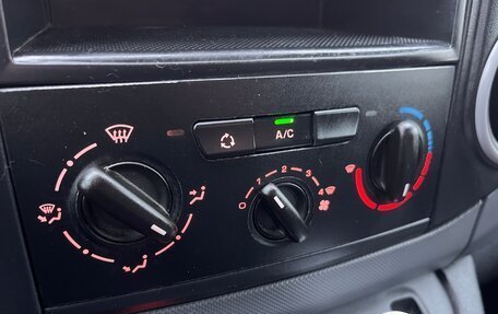 Peugeot Partner II рестайлинг 2, 2012 год, 790 000 рублей, 25 фотография