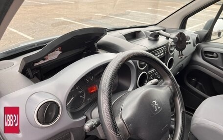 Peugeot Partner II рестайлинг 2, 2012 год, 790 000 рублей, 18 фотография