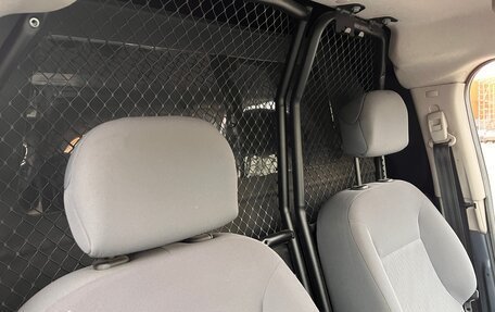 Peugeot Partner II рестайлинг 2, 2012 год, 790 000 рублей, 28 фотография