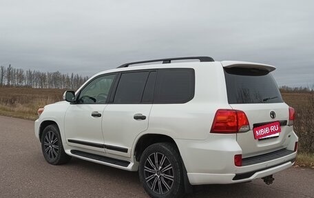 Toyota Land Cruiser 200, 2012 год, 3 790 000 рублей, 8 фотография