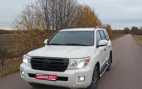 Toyota Land Cruiser 200, 2012 год, 3 790 000 рублей, 3 фотография