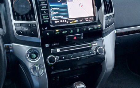 Toyota Land Cruiser 200, 2012 год, 3 790 000 рублей, 14 фотография