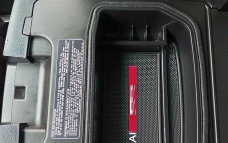 Toyota Land Cruiser 200, 2012 год, 3 790 000 рублей, 25 фотография