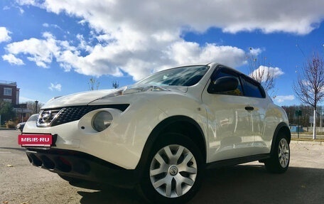 Nissan Juke II, 2011 год, 950 000 рублей, 2 фотография