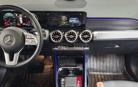 Mercedes-Benz GLB, 2022 год, 3 040 900 рублей, 10 фотография