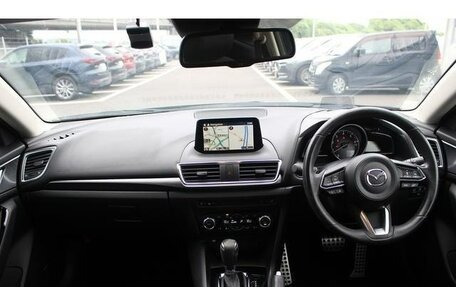 Mazda Axela, 2016 год, 934 000 рублей, 24 фотография