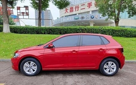 Volkswagen Polo, 2021 год, 1 000 000 рублей, 3 фотография