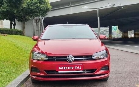 Volkswagen Polo, 2021 год, 1 000 000 рублей, 2 фотография