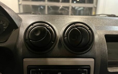 Renault Logan I, 2008 год, 181 000 рублей, 13 фотография