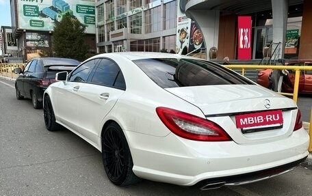 Mercedes-Benz CLS, 2012 год, 1 750 000 рублей, 3 фотография