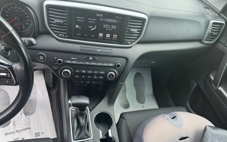 KIA Sportage IV рестайлинг, 2020 год, 2 150 000 рублей, 10 фотография