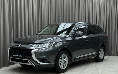 Mitsubishi Outlander III рестайлинг 3, 2021 год, 2 149 000 рублей, 1 фотография