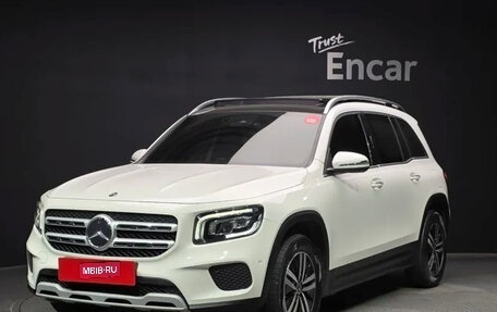 Mercedes-Benz GLB, 2022 год, 2 909 900 рублей, 1 фотография