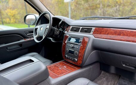 Chevrolet Tahoe III, 2013 год, 2 490 000 рублей, 10 фотография