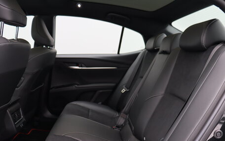 Toyota Camry, 2025 год, 4 700 000 рублей, 7 фотография