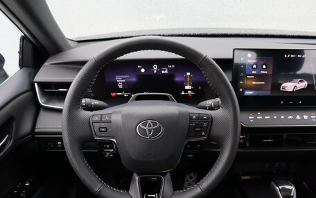 Toyota Camry, 2025 год, 4 700 000 рублей, 16 фотография
