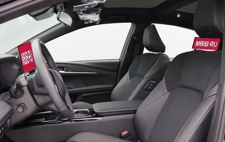 Toyota Camry, 2025 год, 4 700 000 рублей, 8 фотография