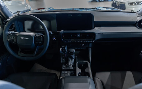 Toyota Land Cruiser Prado, 2025 год, 10 990 000 рублей, 6 фотография