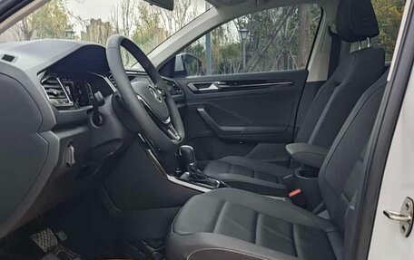 Volkswagen T-Roc I, 2022 год, 2 140 000 рублей, 8 фотография