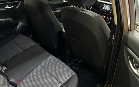 KIA Rio IV, 2018 год, 1 370 000 рублей, 12 фотография