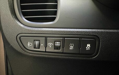 KIA Rio IV, 2018 год, 1 370 000 рублей, 16 фотография