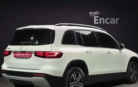 Mercedes-Benz GLB, 2022 год, 2 909 900 рублей, 3 фотография