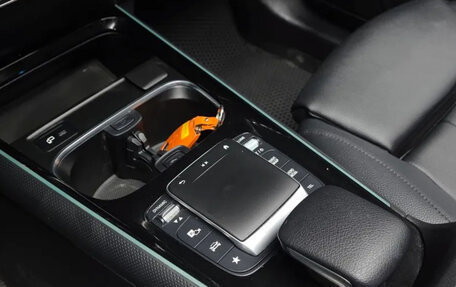 Mercedes-Benz GLB, 2022 год, 2 909 900 рублей, 13 фотография