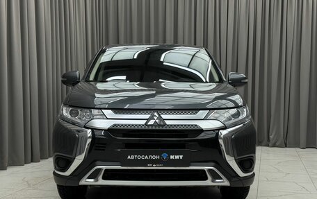 Mitsubishi Outlander III рестайлинг 3, 2021 год, 2 149 000 рублей, 2 фотография