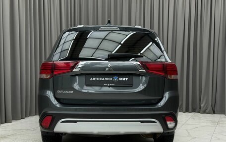 Mitsubishi Outlander III рестайлинг 3, 2021 год, 2 149 000 рублей, 5 фотография