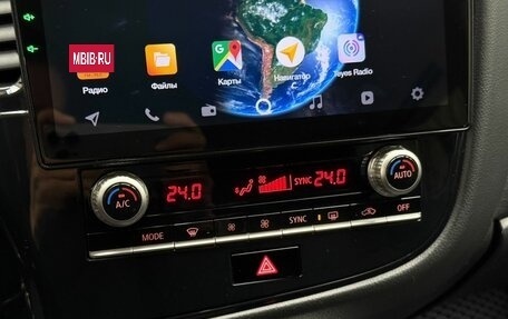 Mitsubishi Outlander III рестайлинг 3, 2021 год, 2 149 000 рублей, 14 фотография