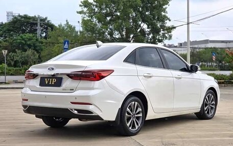 Ford Escort, 2021 год, 1 180 000 рублей, 3 фотография