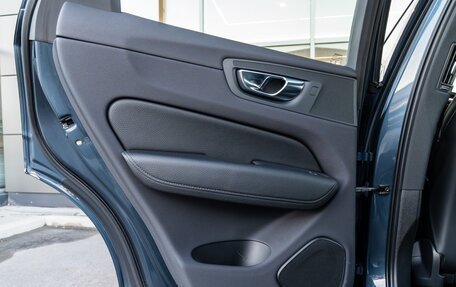 Volvo XC60 II, 2021 год, 3 730 000 рублей, 21 фотография