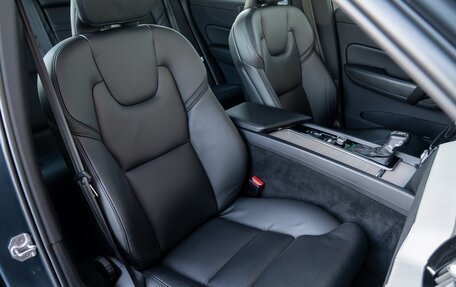 Volvo XC60 II, 2021 год, 3 730 000 рублей, 25 фотография