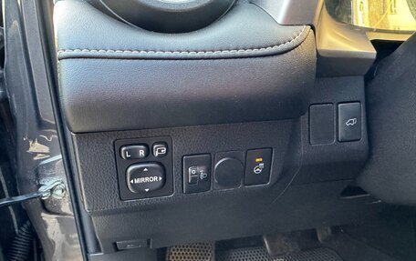 Toyota RAV4, 2016 год, 2 000 000 рублей, 9 фотография