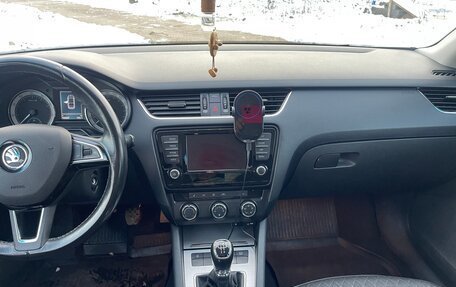 Skoda Octavia, 2017 год, 1 300 000 рублей, 12 фотография