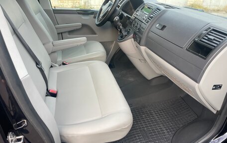 Volkswagen Transporter T5 рестайлинг, 2014 год, 2 100 000 рублей, 10 фотография