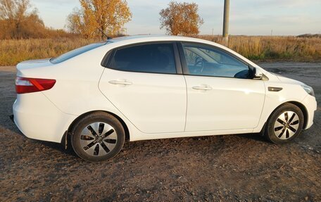 KIA Rio III рестайлинг, 2012 год, 699 000 рублей, 2 фотография