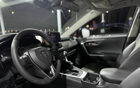 Toyota RAV4, 2025 год, 4 399 000 рублей, 11 фотография