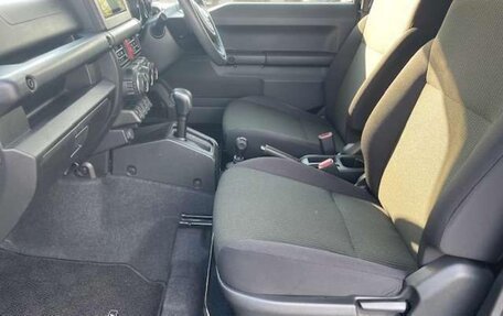 Suzuki Jimny, 2022 год, 1 900 000 рублей, 14 фотография