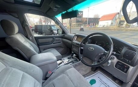 Toyota Land Cruiser 100 рестайлинг 2, 2006 год, 1 784 000 рублей, 8 фотография
