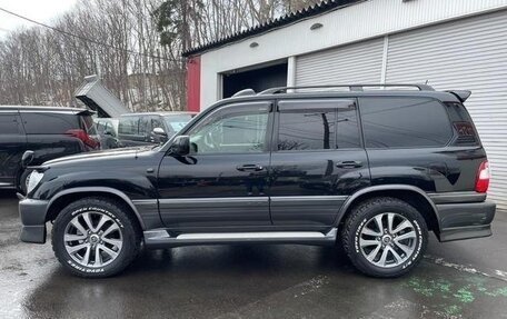 Toyota Land Cruiser 100 рестайлинг 2, 2006 год, 1 784 000 рублей, 4 фотография