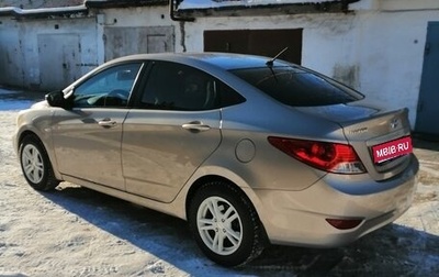 Hyundai Solaris II рестайлинг, 2013 год, 800 000 рублей, 1 фотография