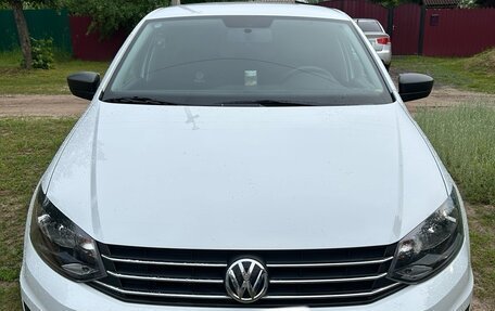 Volkswagen Polo VI (EU Market), 2017 год, 1 400 000 рублей, 1 фотография