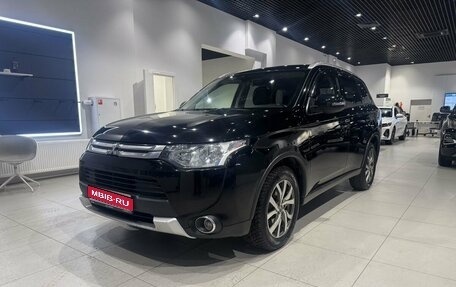 Mitsubishi Outlander III рестайлинг 3, 2014 год, 1 415 000 рублей, 1 фотография