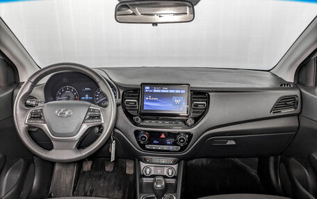 Hyundai Solaris II рестайлинг, 2021 год, 1 650 000 рублей, 14 фотография